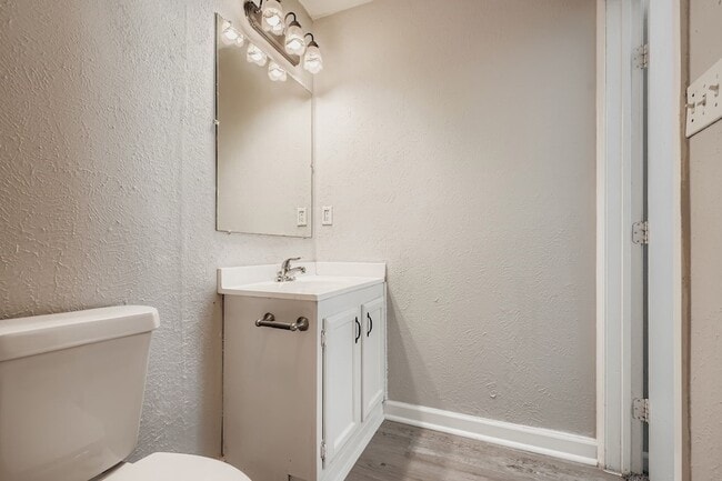 Building Photo - 226 Tara Plantation Dr