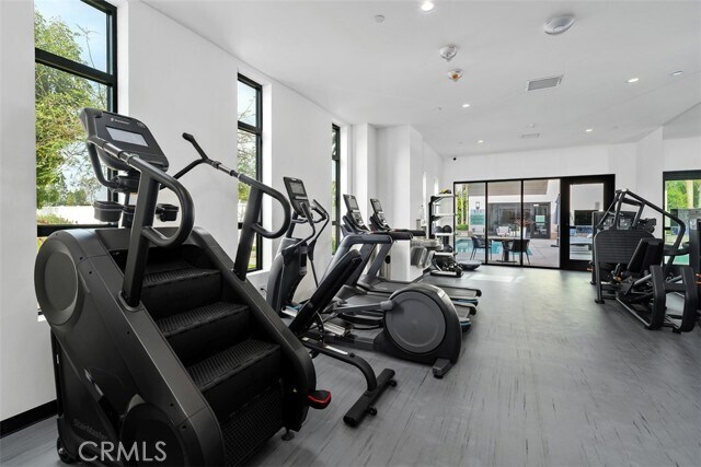 Building Photo - 4261 Uptown Newport Dr