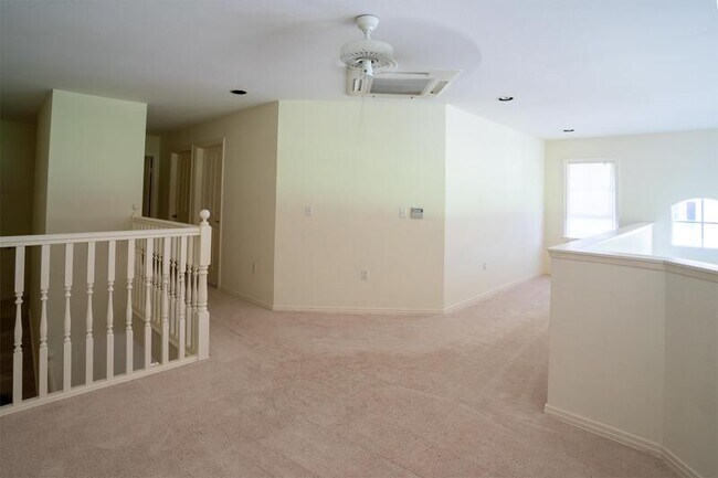 Building Photo - 95-1487 Ainamakua Dr #63