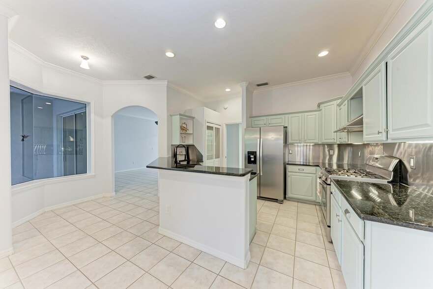 Building Photo - 4756 Old Stone Rd