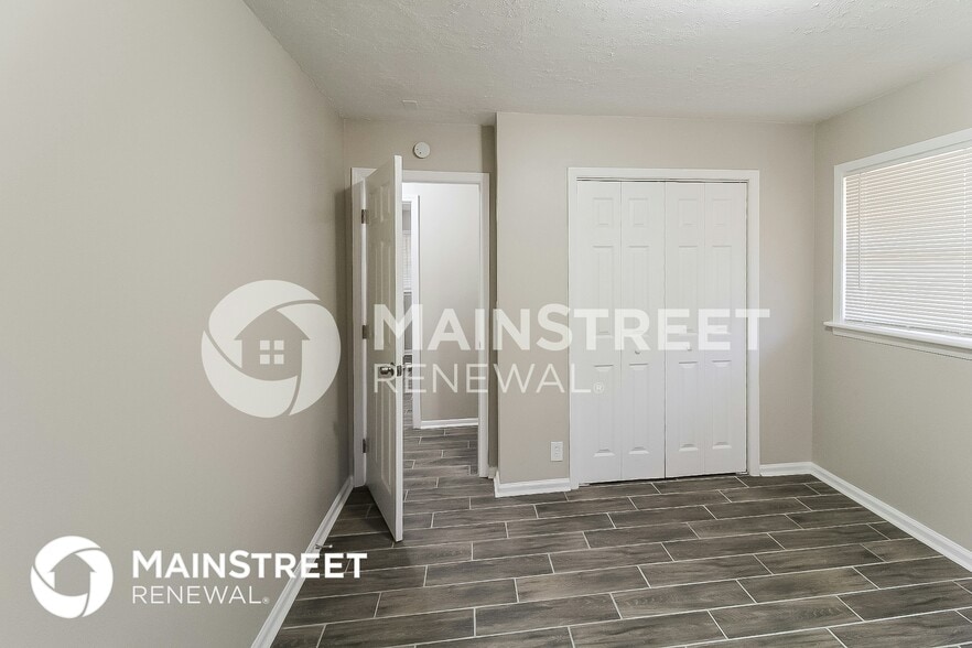 Building Photo - 481 Stephenson Rd