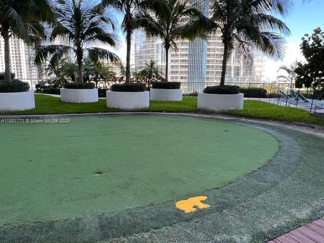 Building Photo - 888 Biscayne Blvd