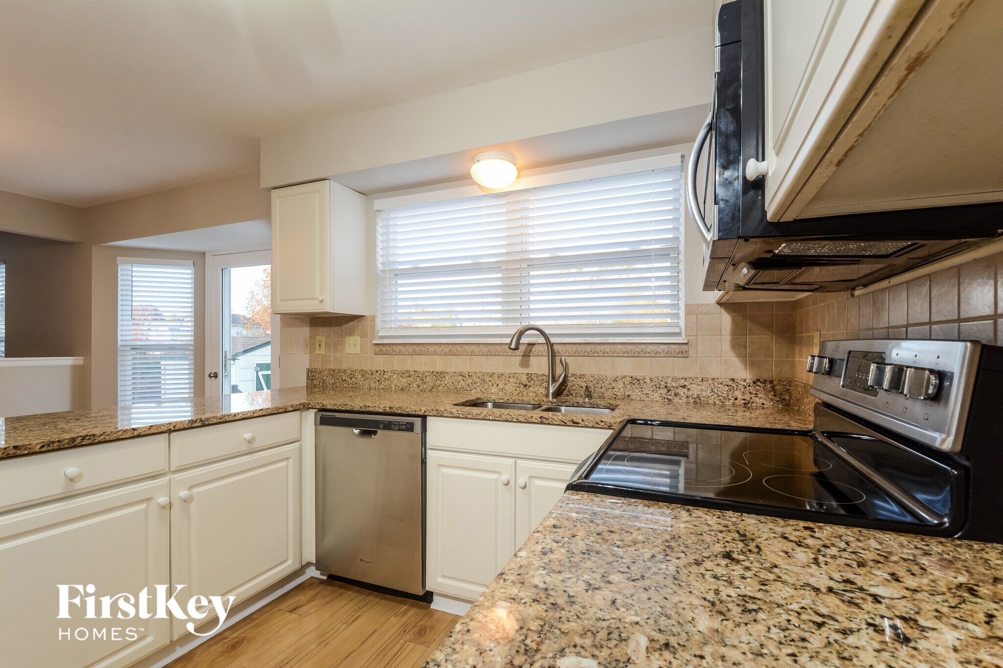 Building Photo - 284 Bluemont Ct