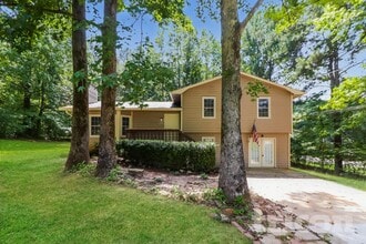 Building Photo - 120 Elberta Dr