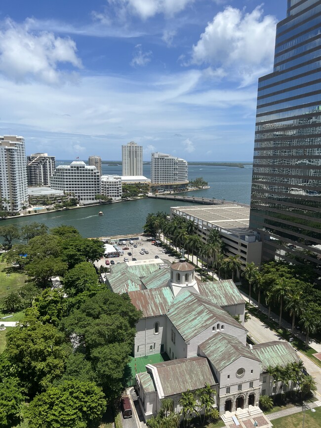 Building Photo - 500 Brickell Ave