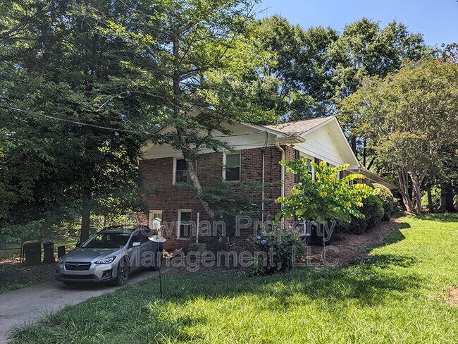Building Photo - 115 Davis Estates Rd