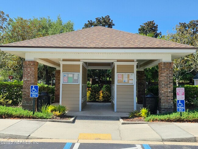 Building Photo - 11251 Campfield Dr