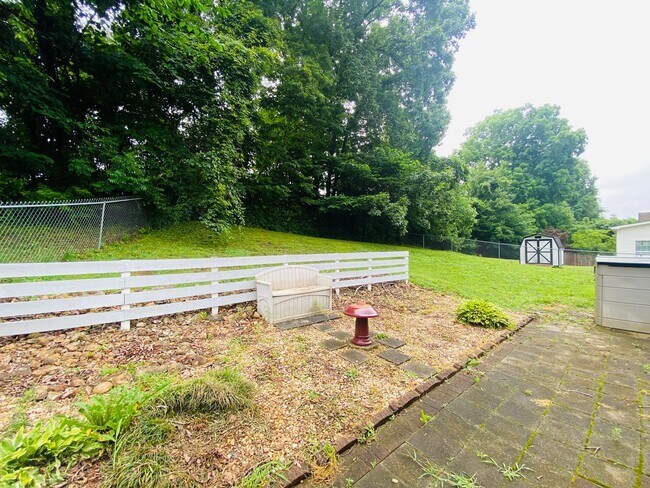 Building Photo - 2754 Applemill Ct
