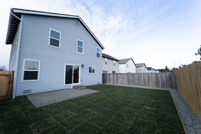 Building Photo - 9998 Terra Glenn Street Southeast