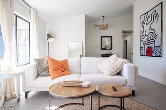 Building Photo - 6146 Peppermill Dr