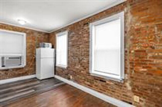 Building Photo - 1103 N 2nd St