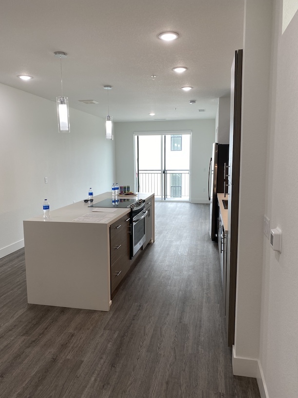 Kitchen - 3500 S Corona St