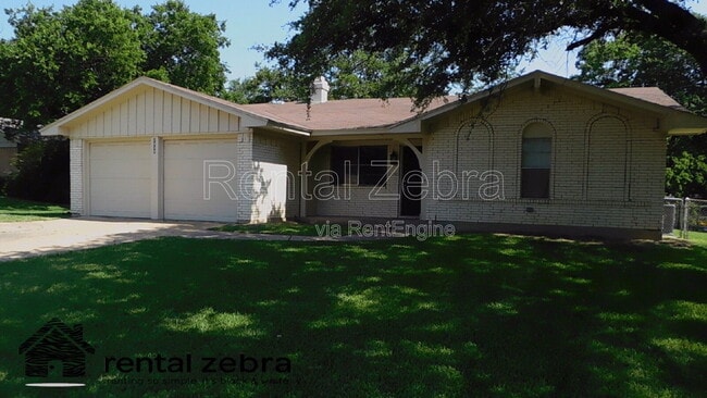 Building Photo - 2939 Longmeade Dr