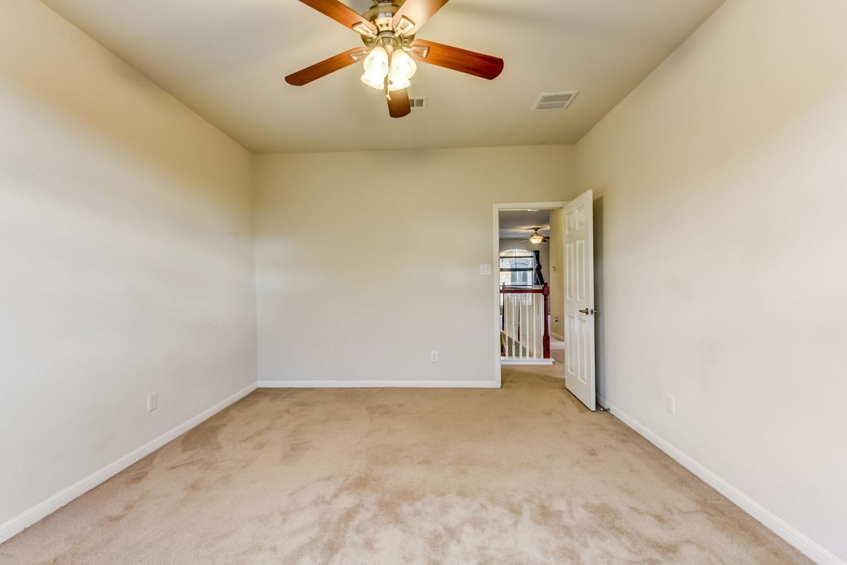Building Photo - 11400 W Parmer Ln