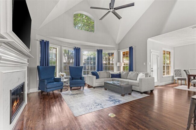 Building Photo - 6422 Gladehill Dr