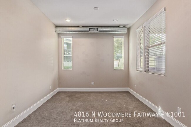 Building Photo - 4816 N Woodmere Fairway