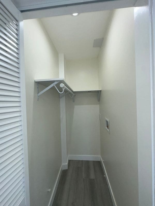 Building Photo - 8153 San Juan Ave