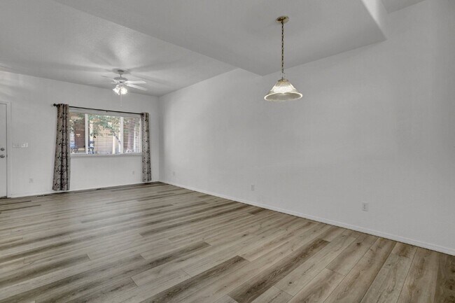 Building Photo - 6769 Rio Bravo Grove