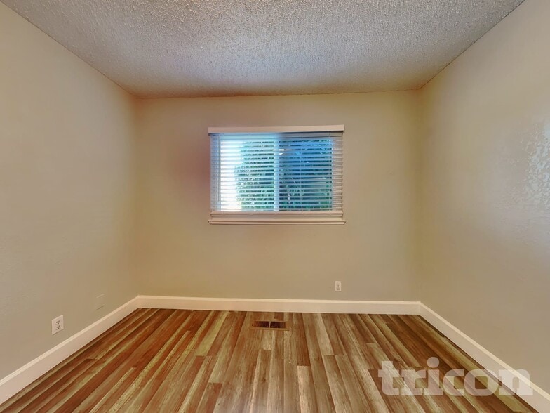 Building Photo - 2920 Palo Verde Way