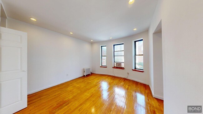 Building Photo - 104 Second Avenue