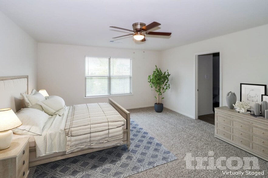 Building Photo - 805 Clark Dr