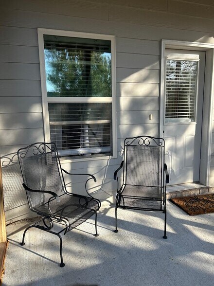 Building Photo - 2602 Glenbrook Ln