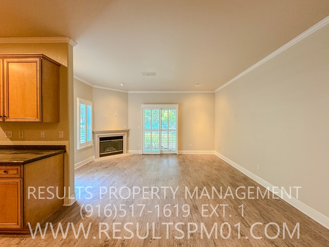 Building Photo - Lovely 3 bedroom in great location
