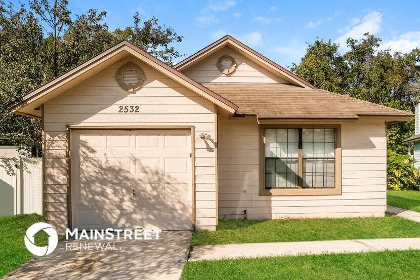 Primary Photo - 2532 Townsquare Dr