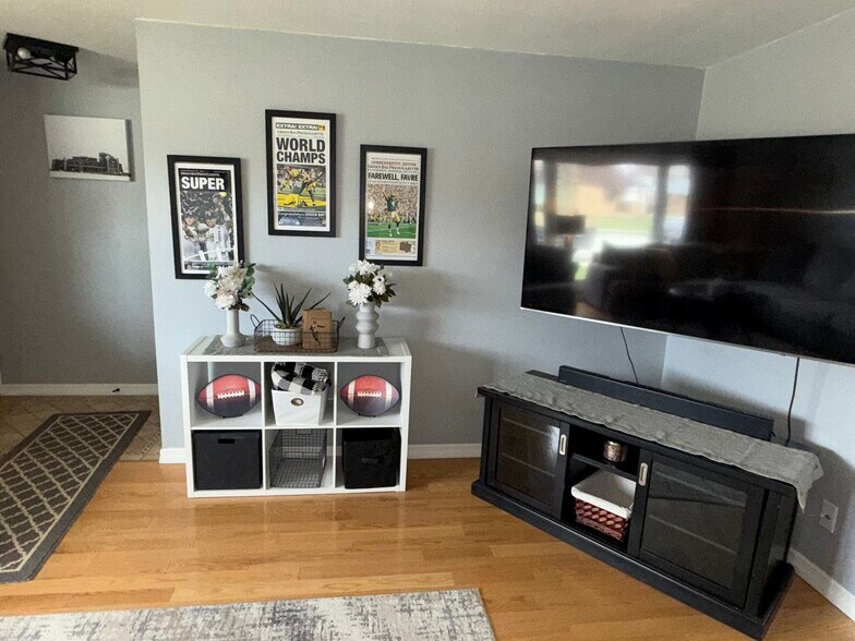 Building Photo - 1513 Rockdale St