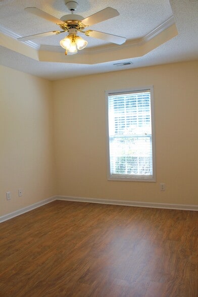 Building Photo - 2320 Mancke Drive
