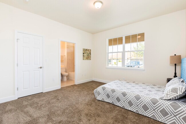 Building Photo - 1647 Cumin Dr