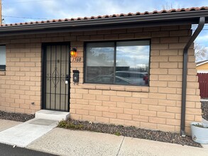 Building Photo - 1560 G St