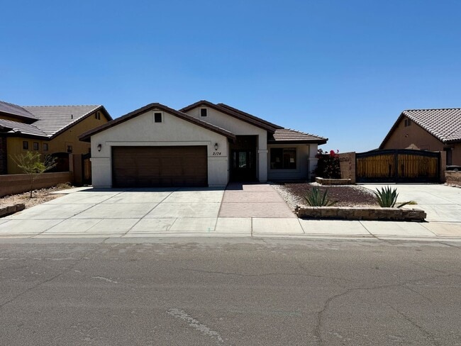 Primary Photo - 4 bedroom view home in San Luis, AZ