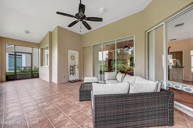 Building Photo - 940 Wimbledon Dr