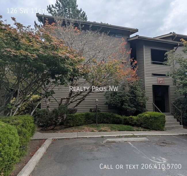 Building Photo - 126 SW 116th St