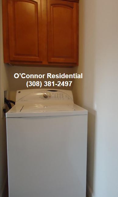 Building Photo - 3533 Curran Ave