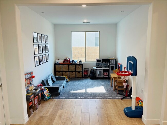 Building Photo - 30891 Laelia Cir