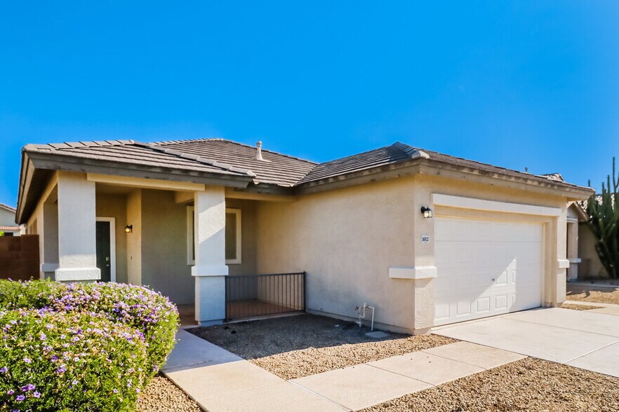 Building Photo - 16812 W Windermere Way
