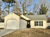 Building Photo - UPDATED & READY NOW!! Adorable 3-Bedroom R...