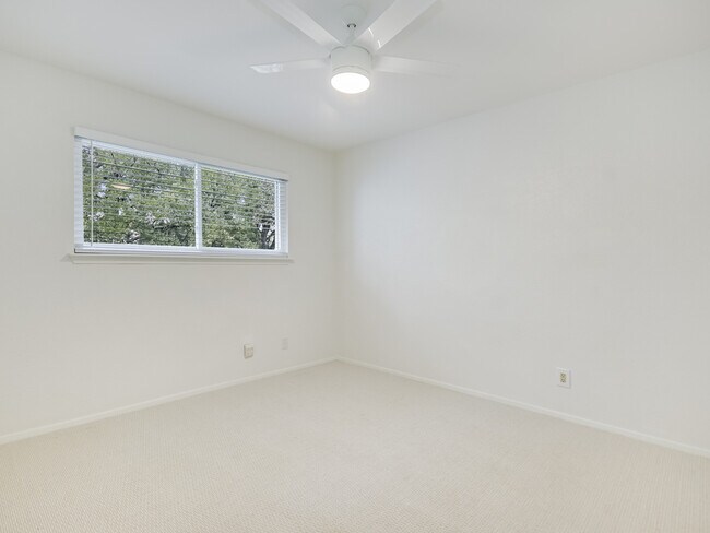 Building Photo - 4302 Twisted Tree Dr