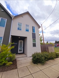Building Photo - 7460 N Oswego Ave