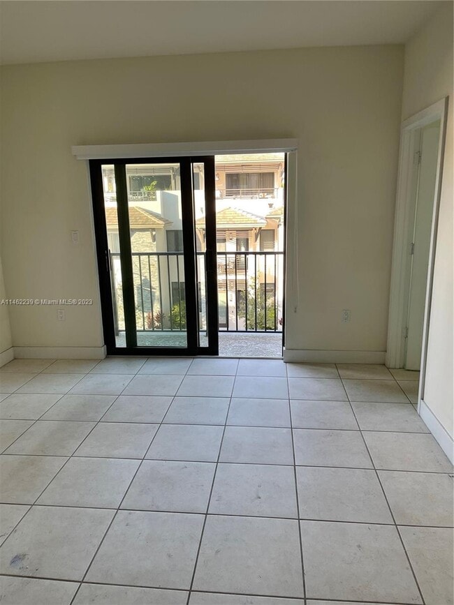 Building Photo - 4740 NW 84th Ct