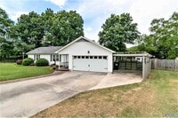 Building Photo - 1201 Aldridge Dr SE