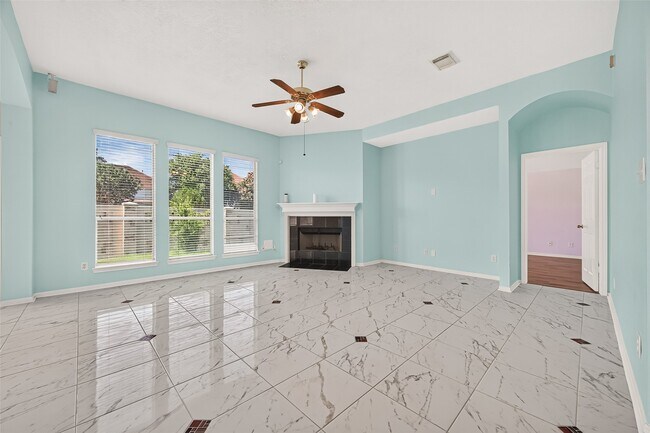Building Photo - 12338 Ashford Hollow Dr