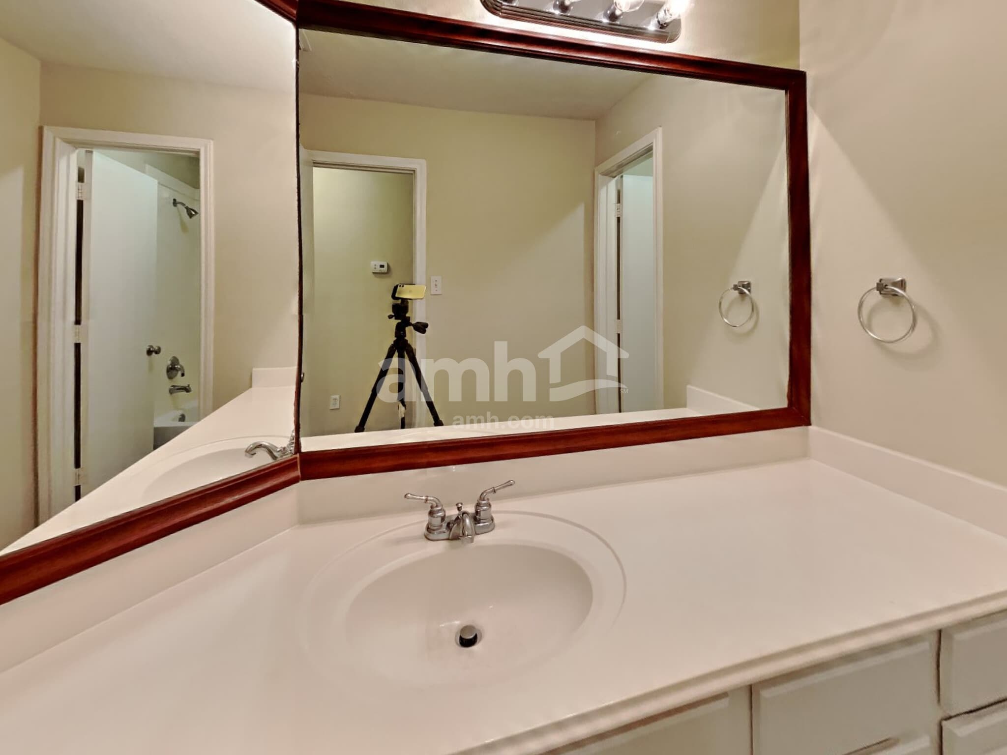 Building Photo - 2414 Teal Run Place Dr