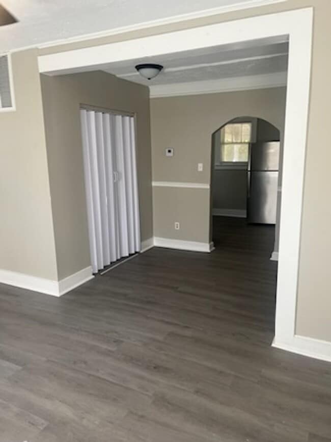 Building Photo - Open The Door To Your New Home!