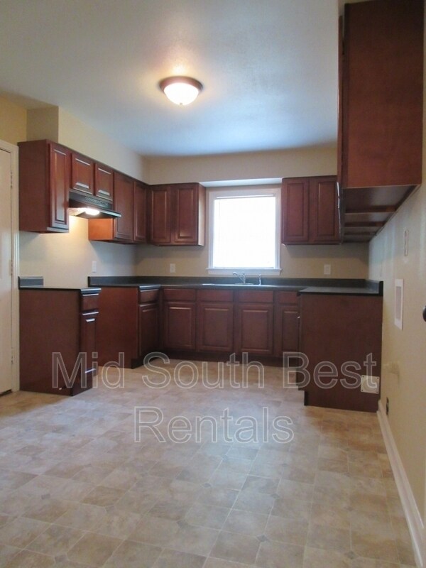 Building Photo - 1474 Rolling Hills Dr