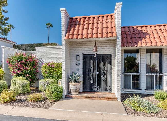 Building Photo - 7145 E McDonald Dr