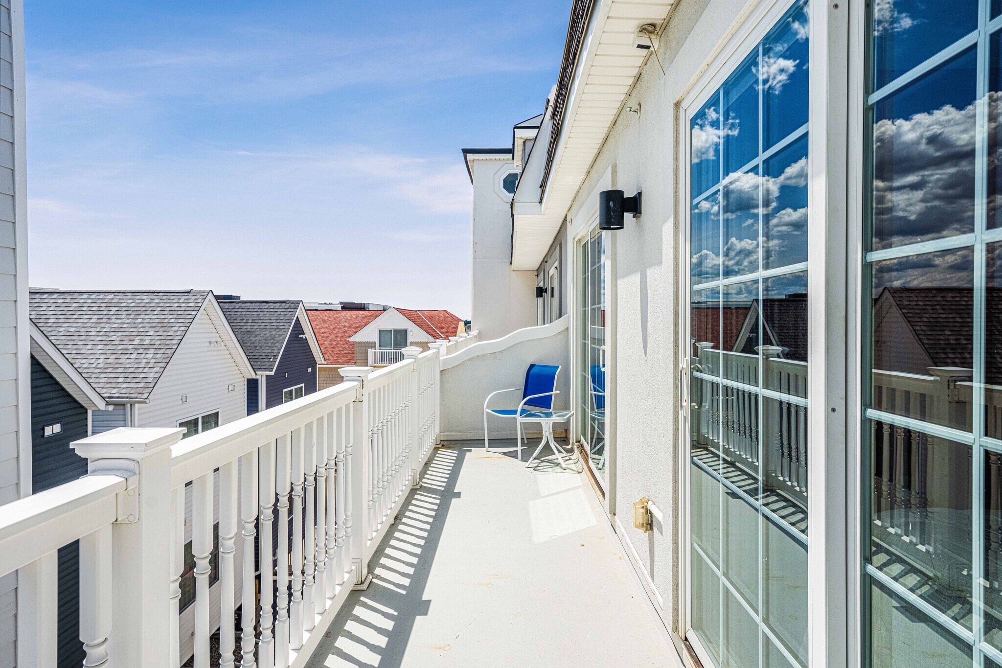 Balcony - 15 Sumner Ave
