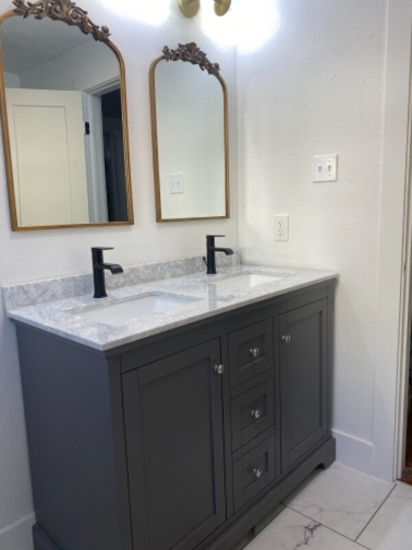 Building Photo - 2418 22nd St